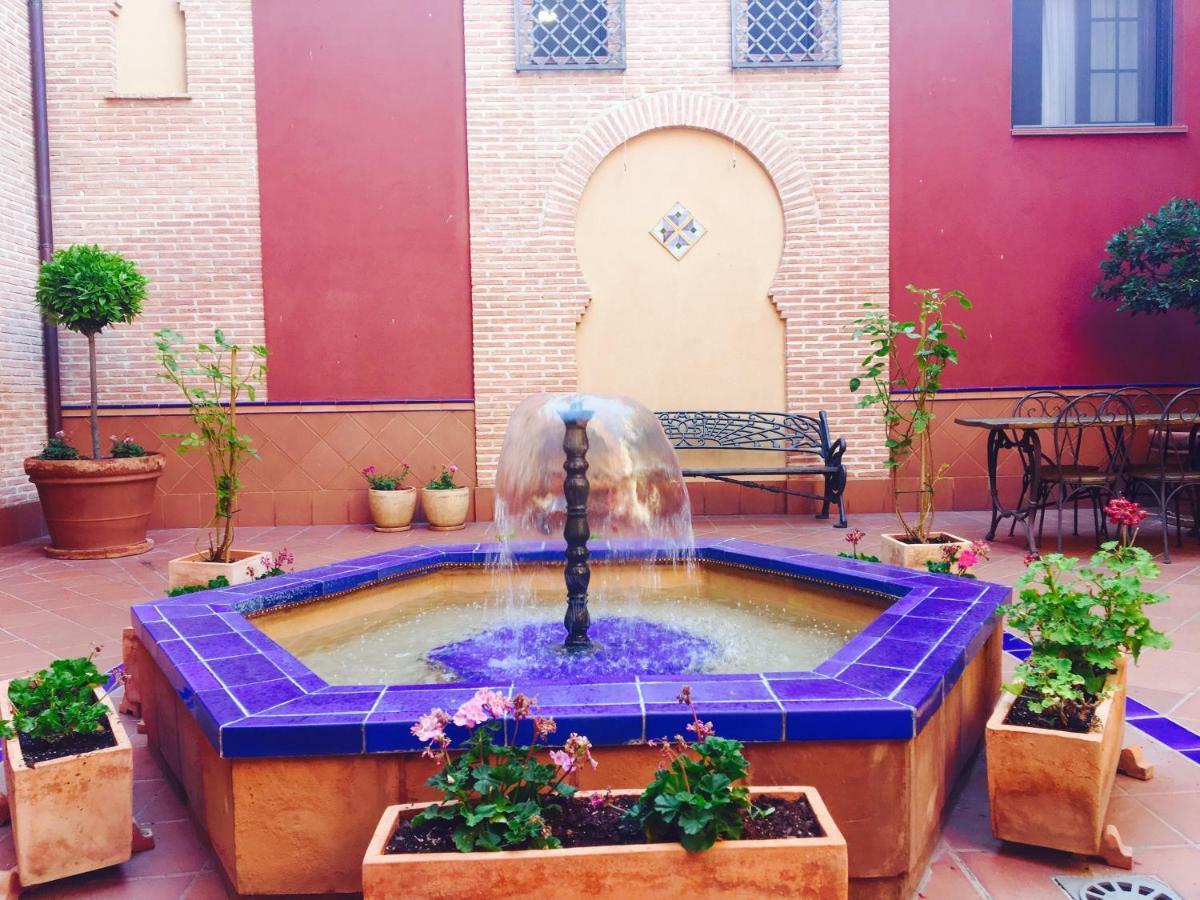 Apartamento San Juan De Los Reyes Toledo Exterior photo