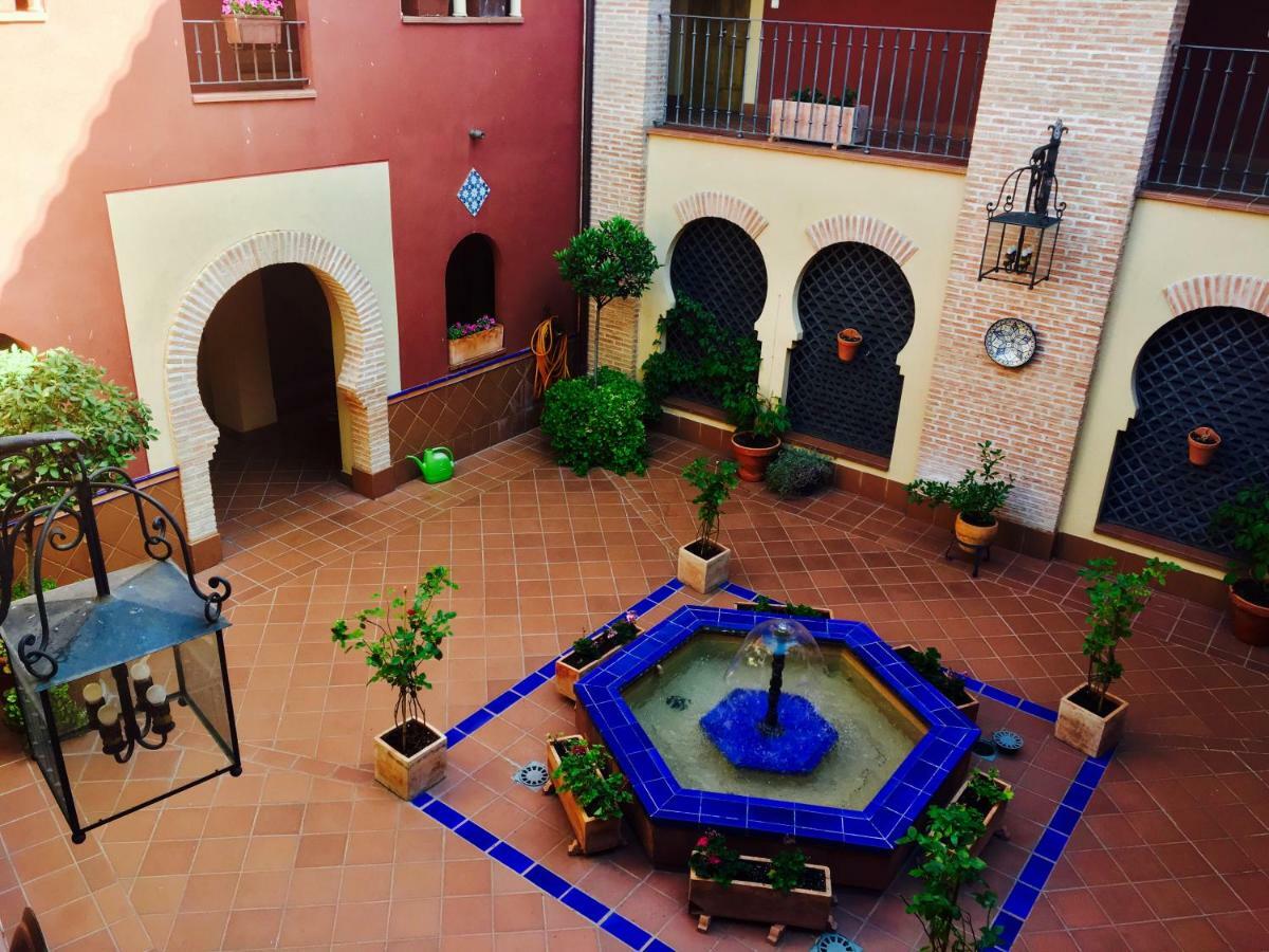 Apartamento San Juan De Los Reyes Toledo Exterior photo